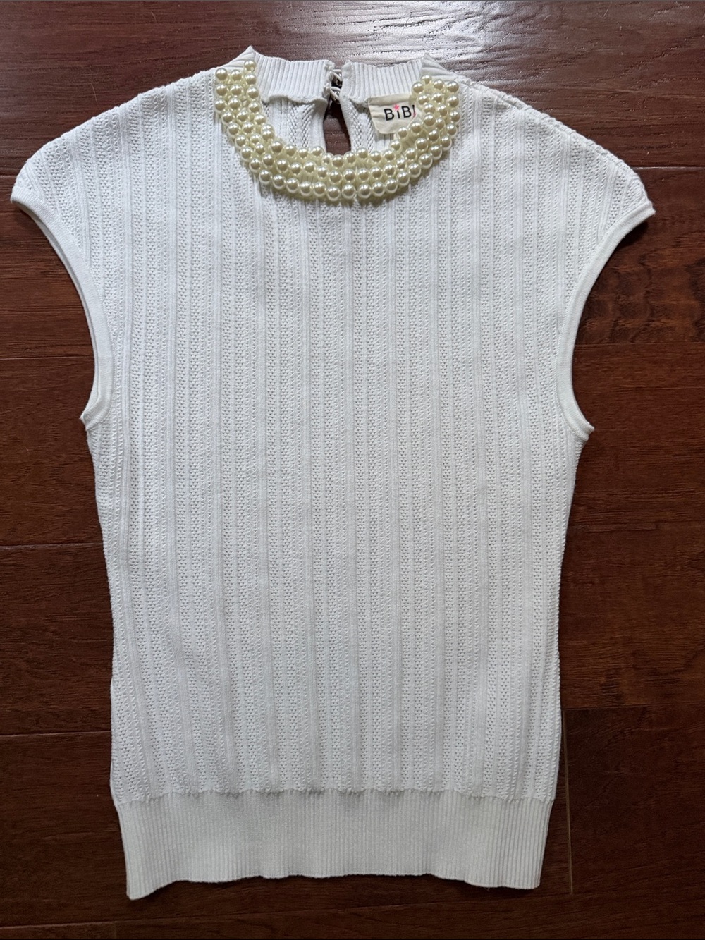 BiBi White Pearl-Embellished Sleeveless Knit Top Small